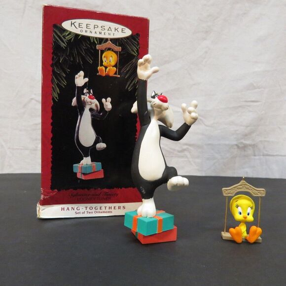 Hallmark Vintage Tweety & Sylvester Hang Together Looney Tunes Christmas 1995 - Picture 1 of 3